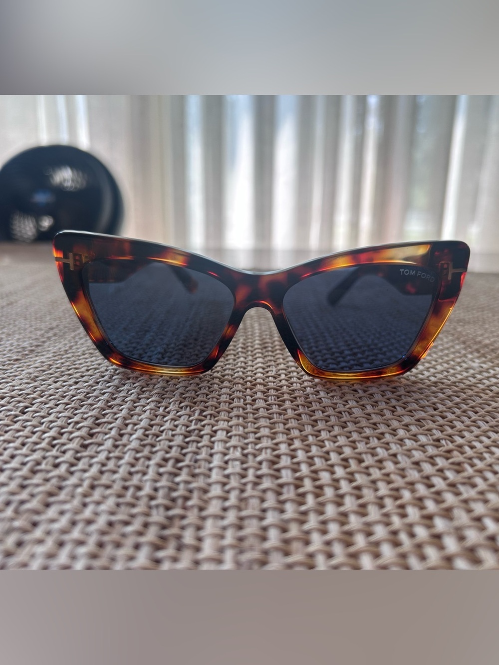 Tom Ford Wyatt Shiny Vintage Havana Tortoise & Blue Lenses 56 MM w/Case.